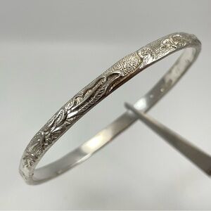 Stunning Vintage Mexico 925 Sterling Silver Engraved Bangle Bracelet